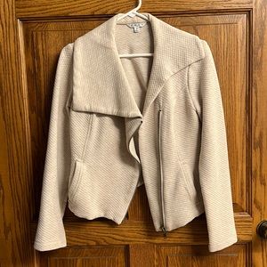 Beautiful cream Cabi jacket size medium